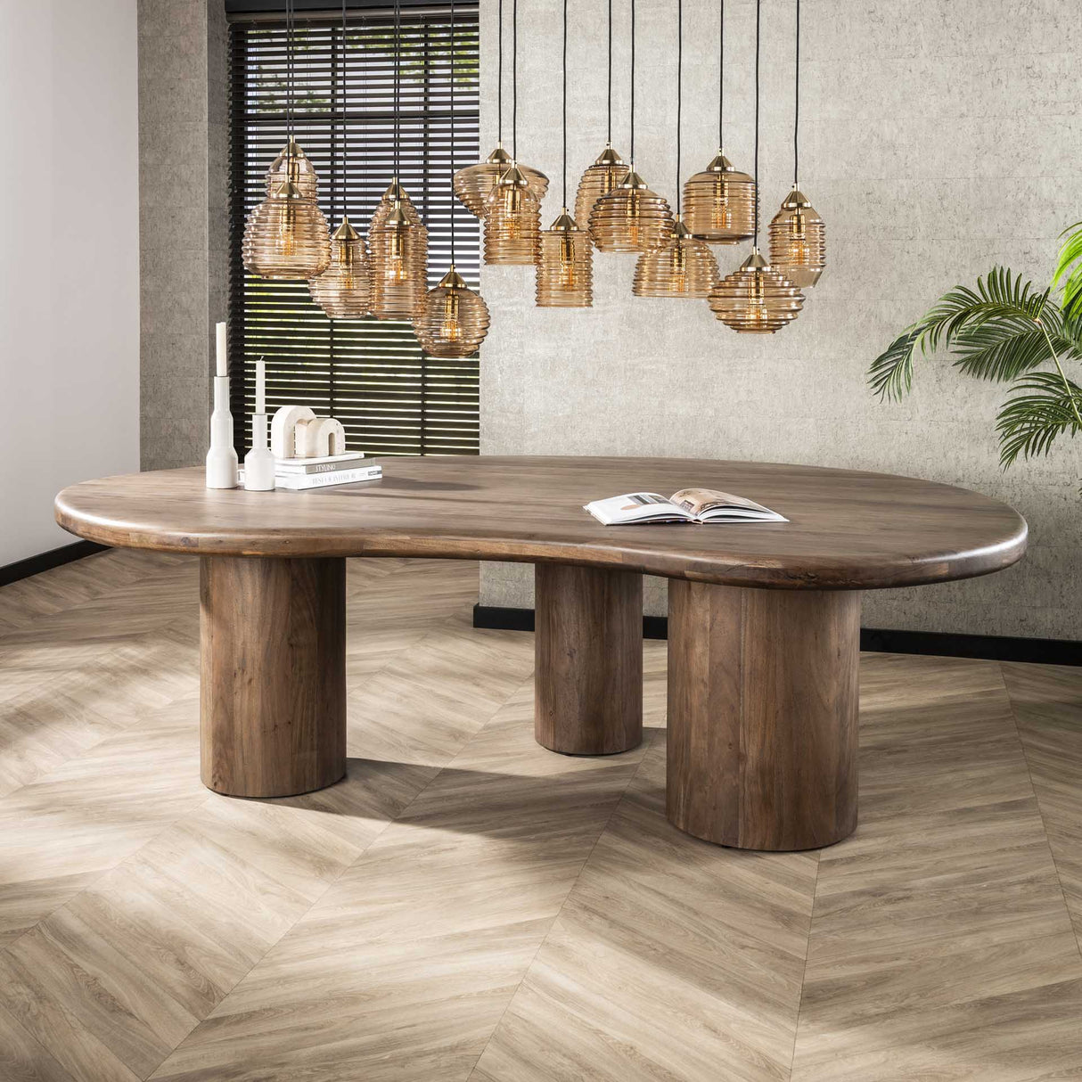 Eettafels - Organisch Vormige Eettafel Alo Acaciahout Bruin 240x160 cm - Dimehouse