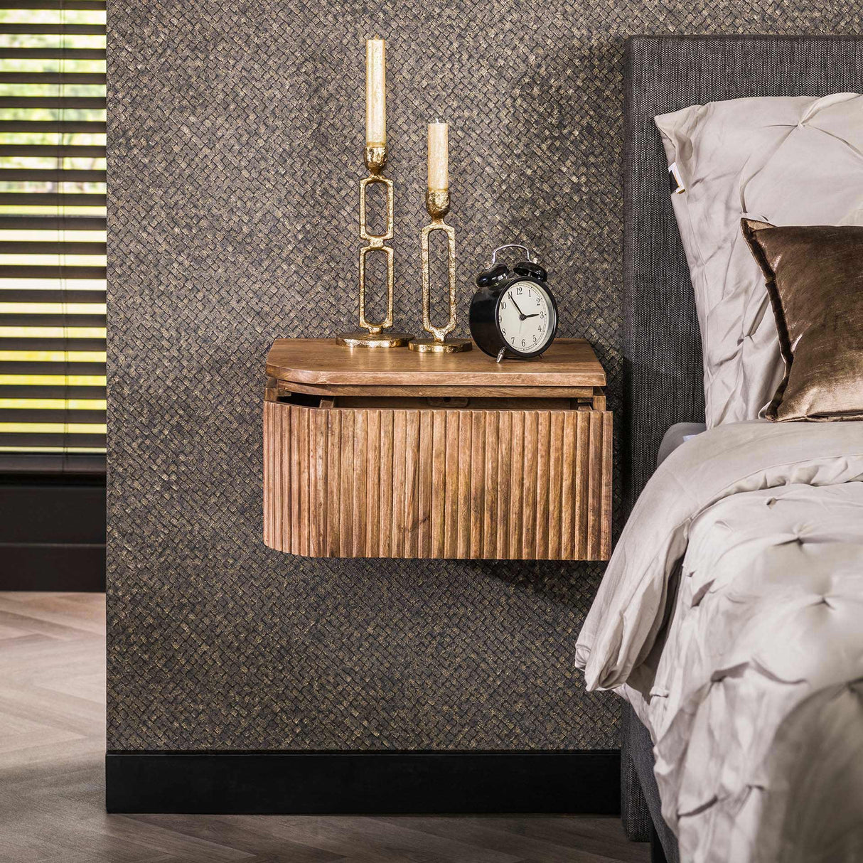 Mesita de noche flotante Maria Set de 2 de madera de mango