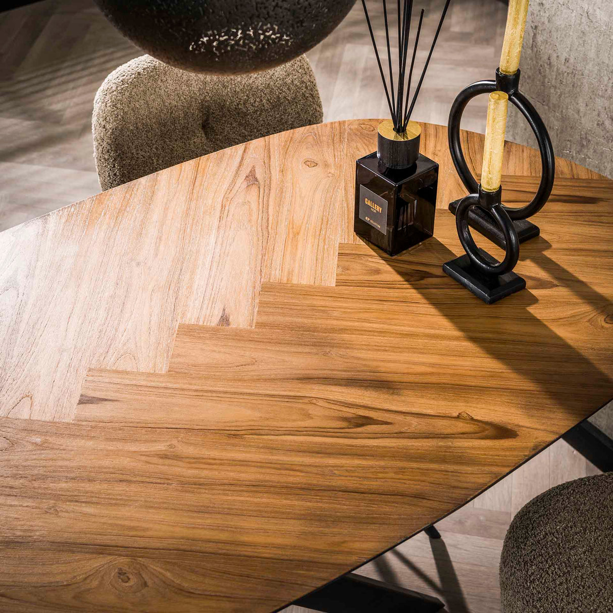 Armeta Mesa de bar orgánica 140 cm de chapa de teca