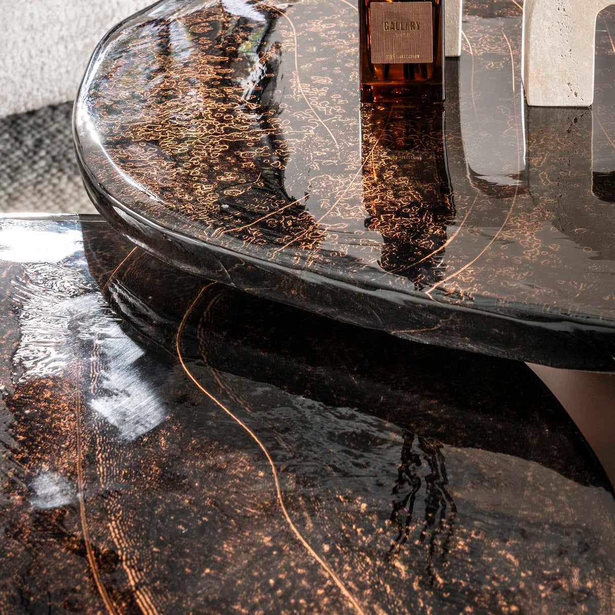 Conjunto de mesas de café Aurora en cobre antiguo - set de 2