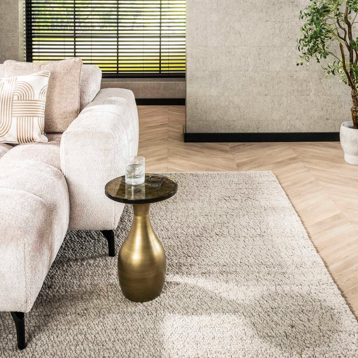 Mesita auxiliar Drop S - Oro antiguo - 30x30x45 cm