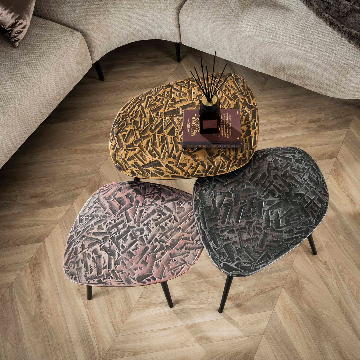 Conjunto de mesas de centro Marlo de 3 piezas, cobre con pátina cuadrada