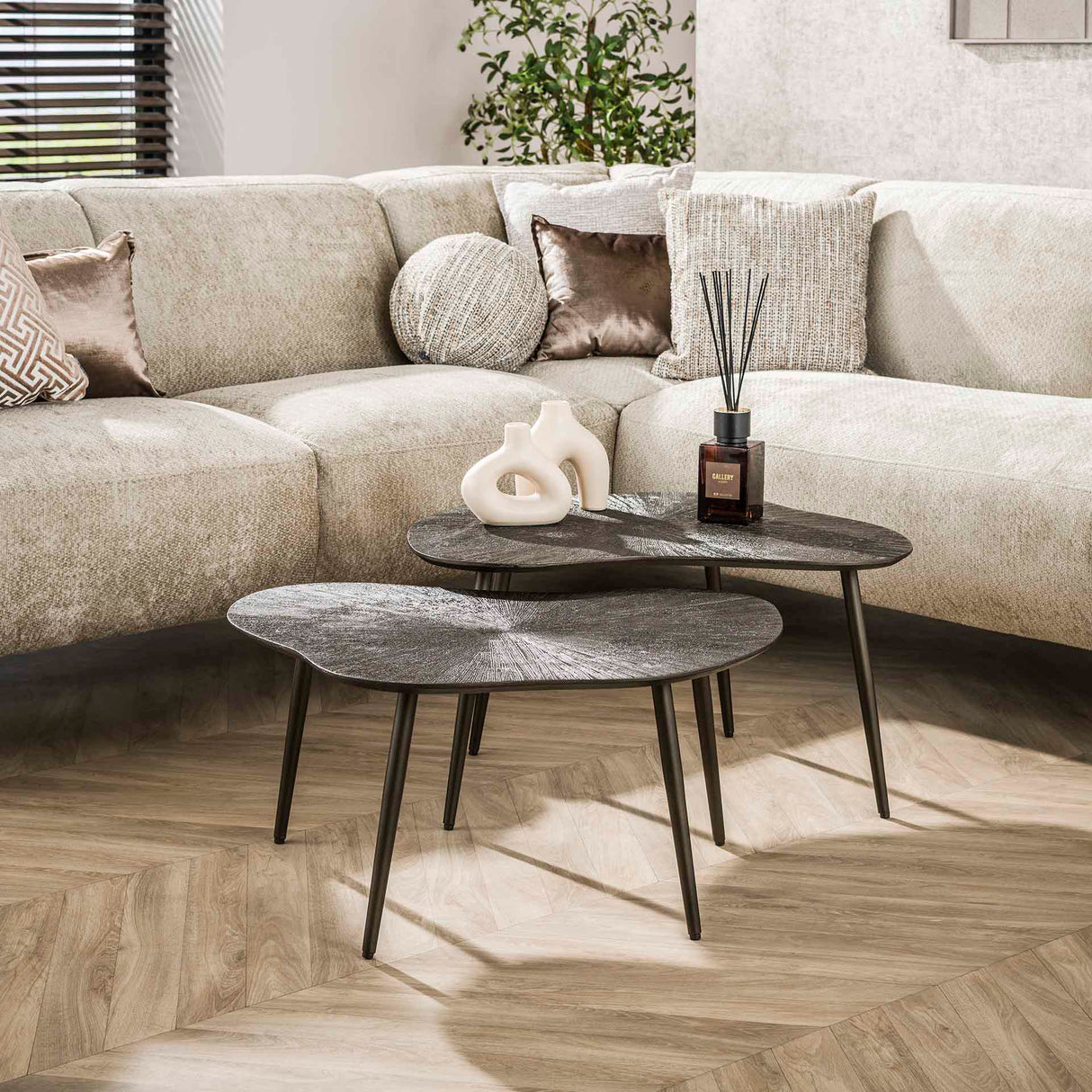 Juego de mesas de centro Jax en bronce orgánico y marrón oscuro (2 piezas)