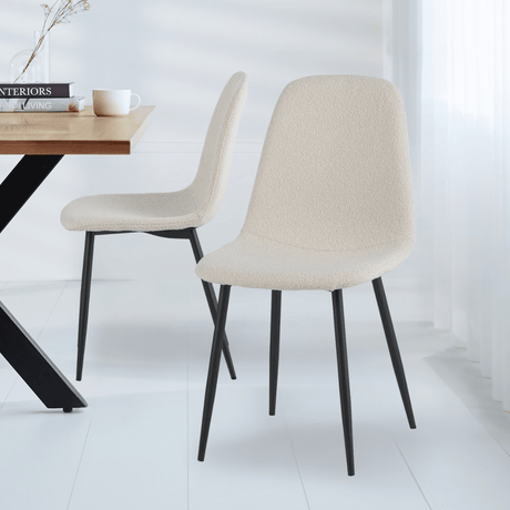 Juego de 4 Sillas de Comedor Escandinavas de Tela Bouclé Crème Swift - Sin Brazos