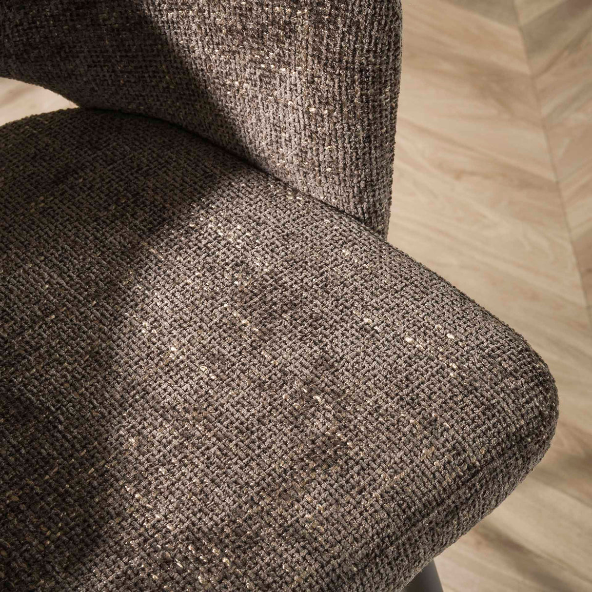 Taburete moderno de color marrón Alba con tapizado de tela Cargo