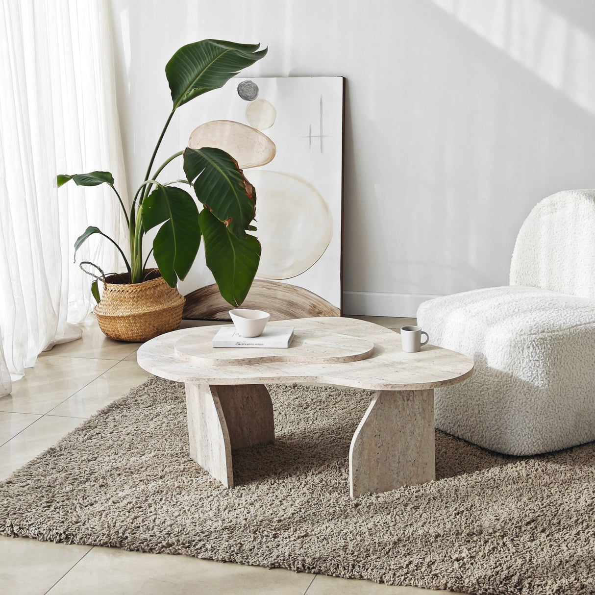 Mesa de salón orgánica de travertino melamina aspecto mármol Melta - 105x65 cm