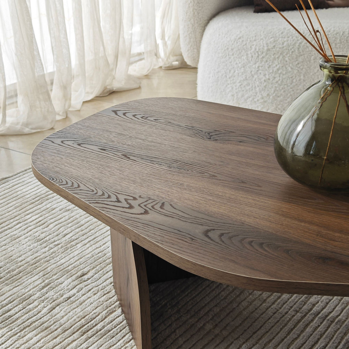 Mesa de salón orgánica de nogal con estante de melamina - 105x65 cm