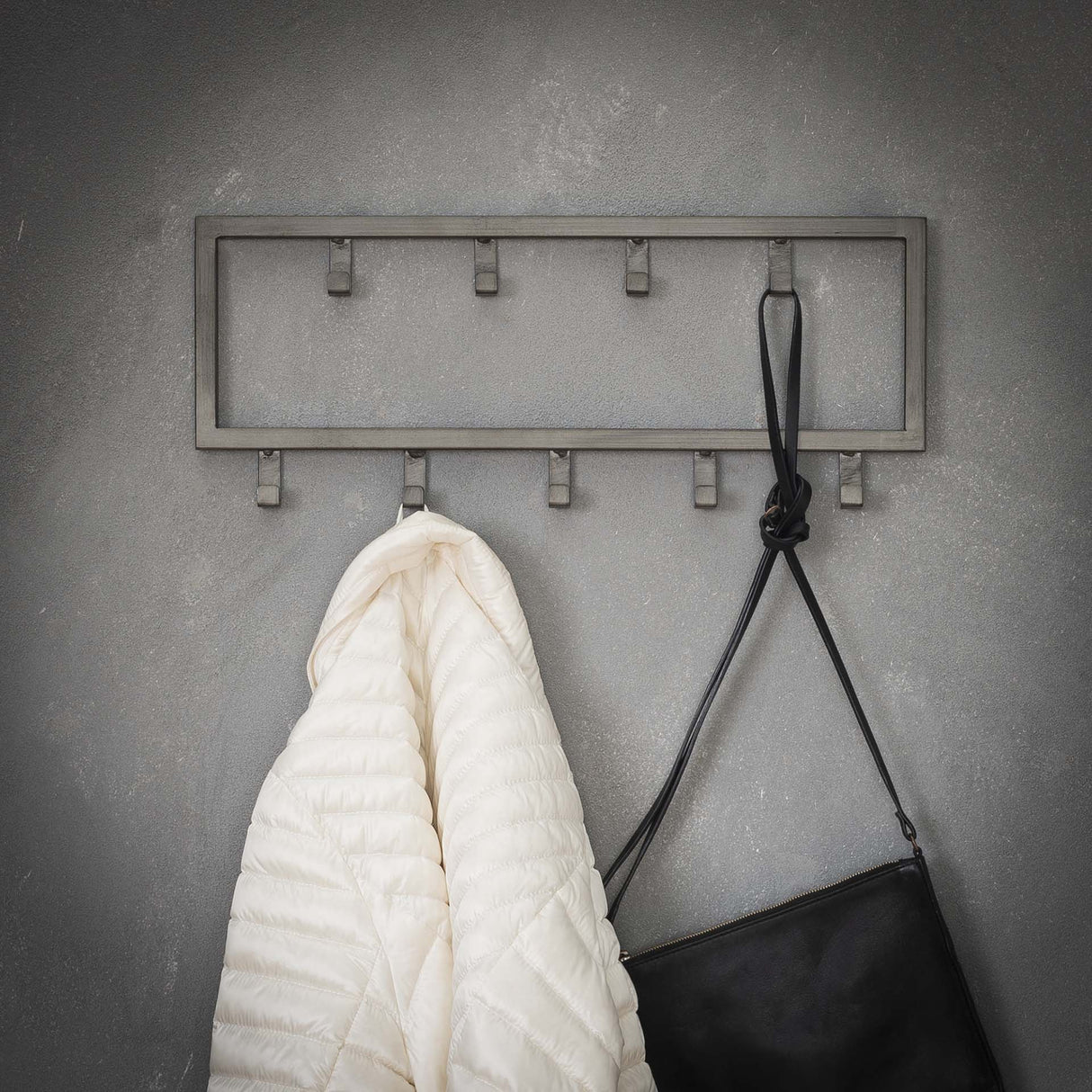 Perchero industrial Milano 9 ganchos Metal cepillado plata