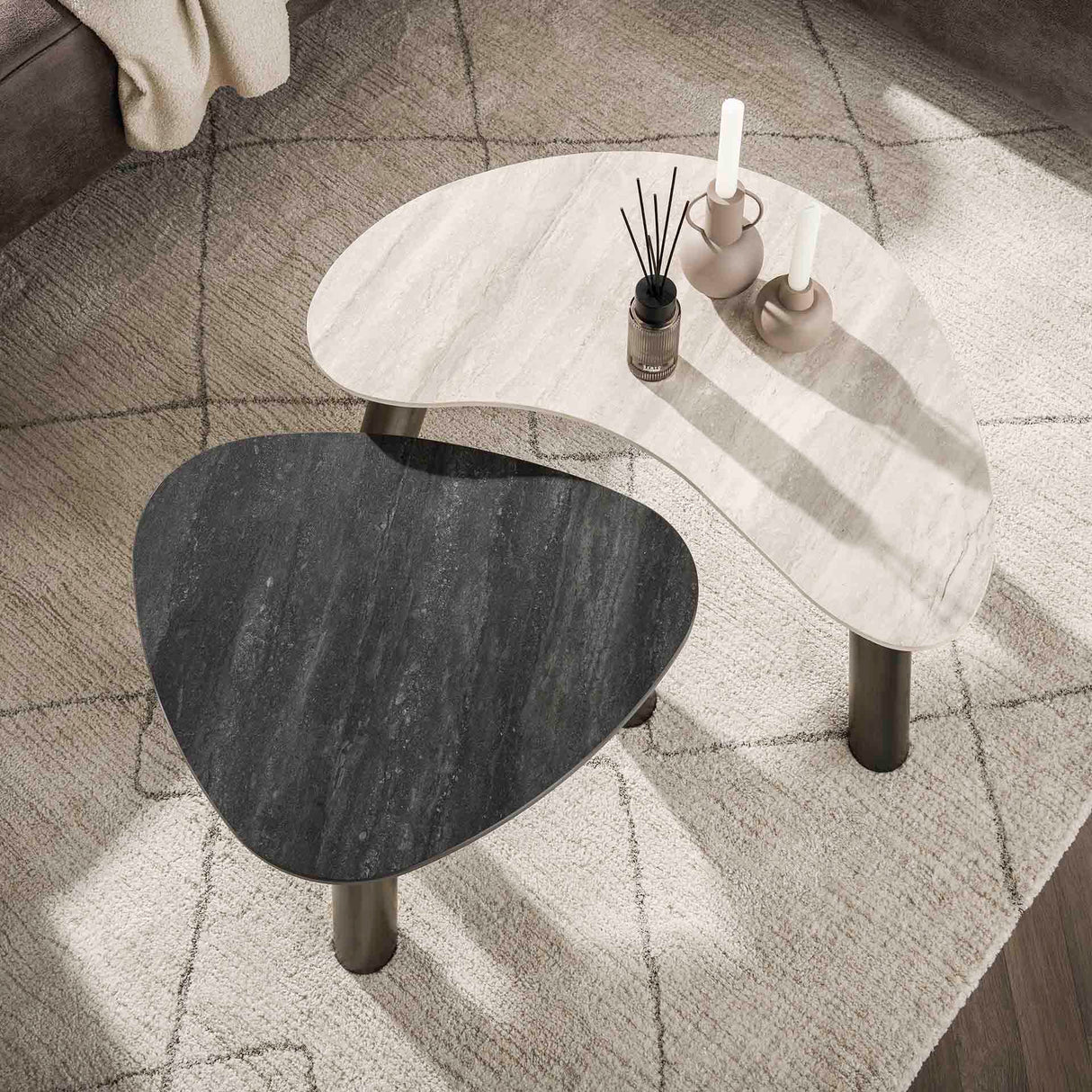 Conjunto de mesas de centro Dune de cerámica orgánica, conjunto de 2