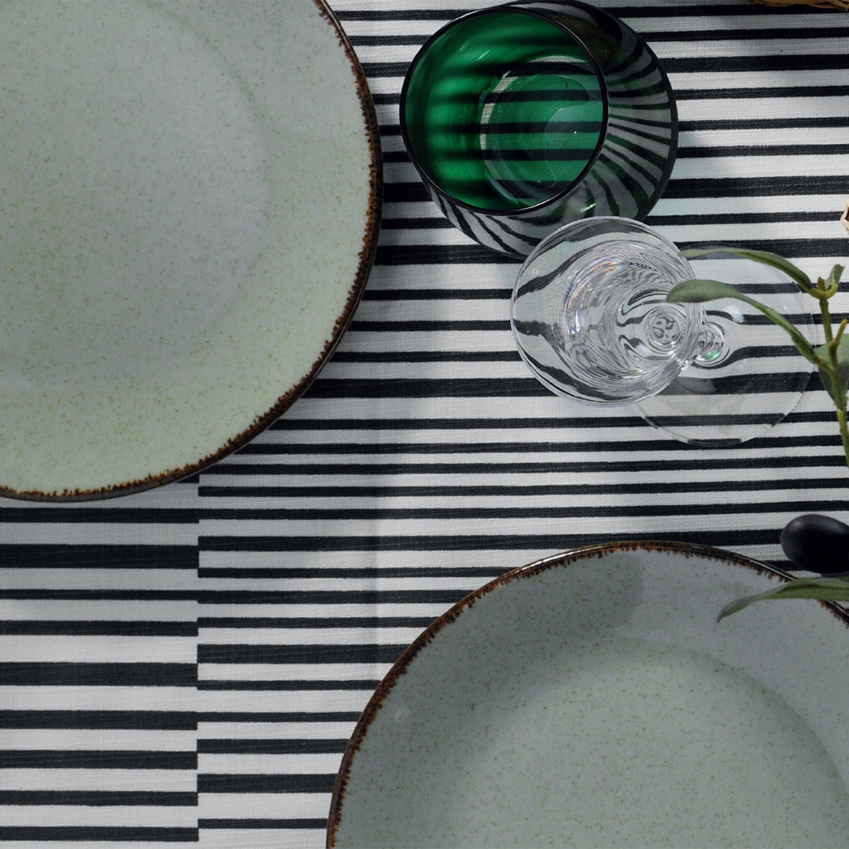 MOD18Y2730P03 Verde 100% PORCELANA