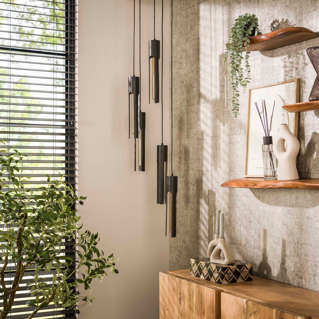 Lámpara colgante Judy 5 luces escalonada negra