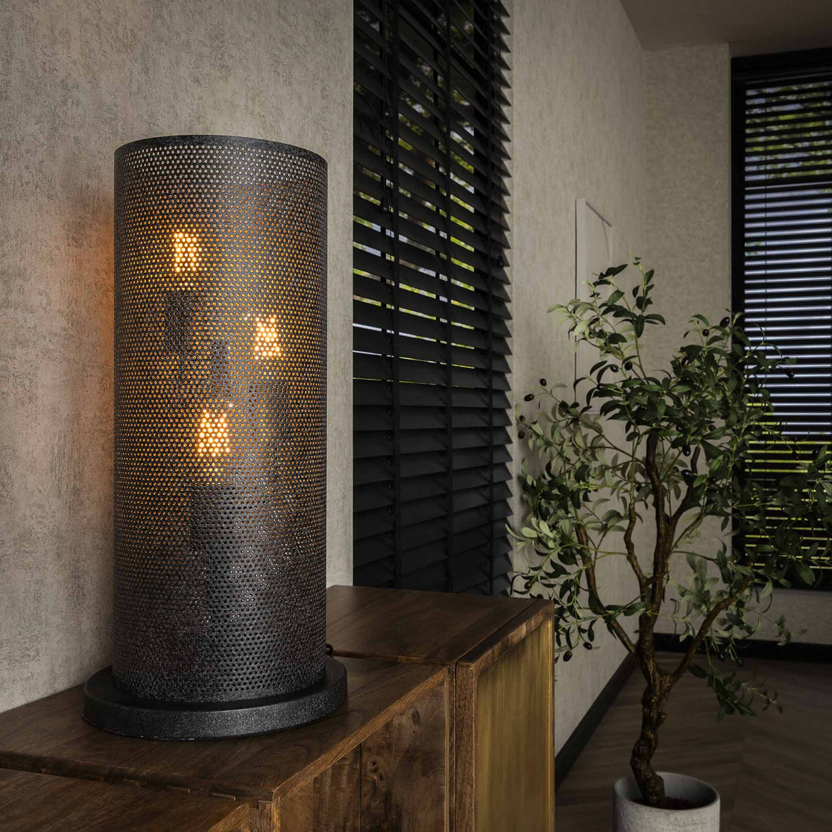 Lámpara de mesa Knox 3 luces malla negra