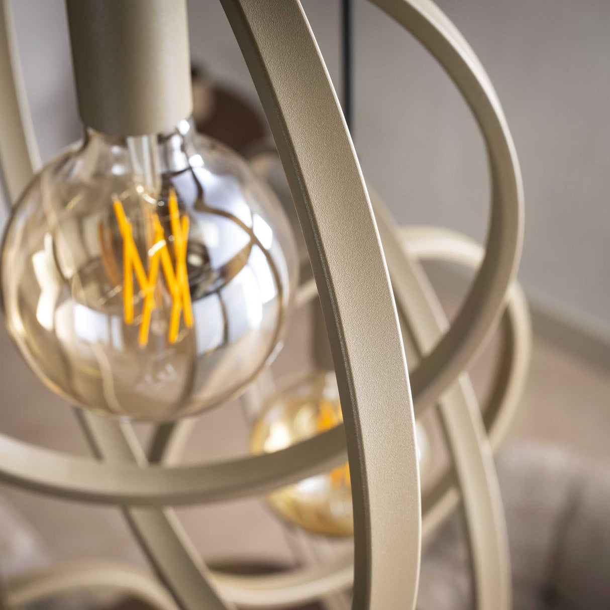 Hanglampen - Moderne Hanglamp Beige Otan getrapt 3 - lichts - Dimehouse