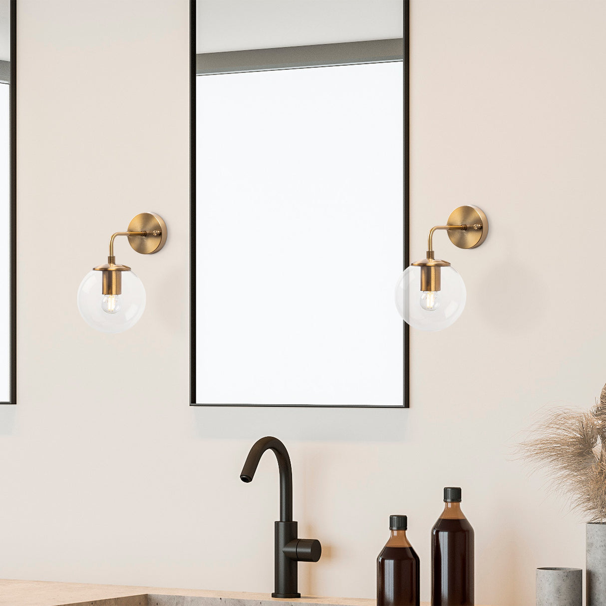 Aplique de bronce con vidrio claro Brim