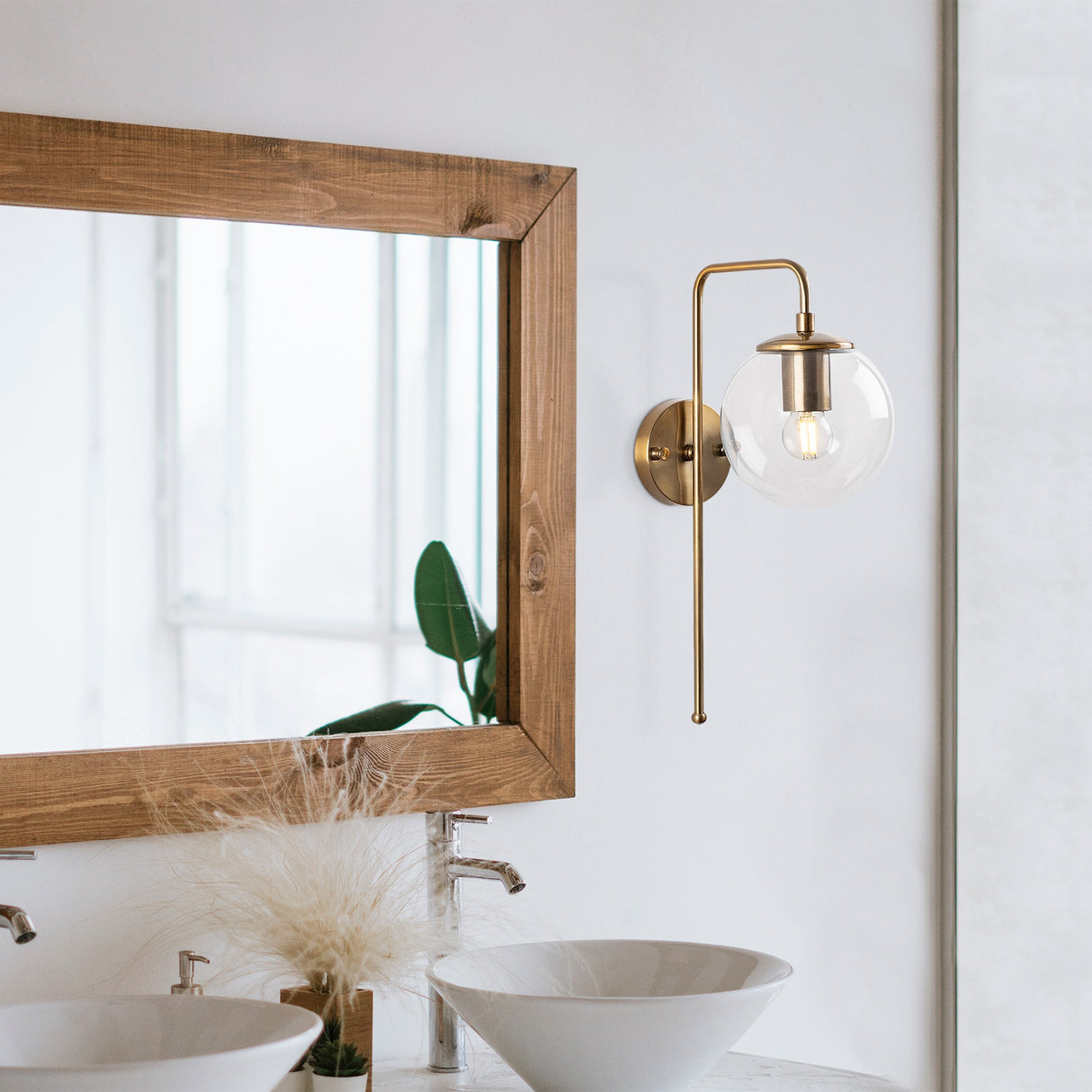 Aplique 1 luz Color bronce Cristal claro Brim