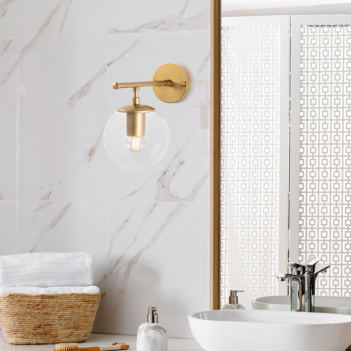 Aplique de pared dorado con vidrio claro Obsidiana