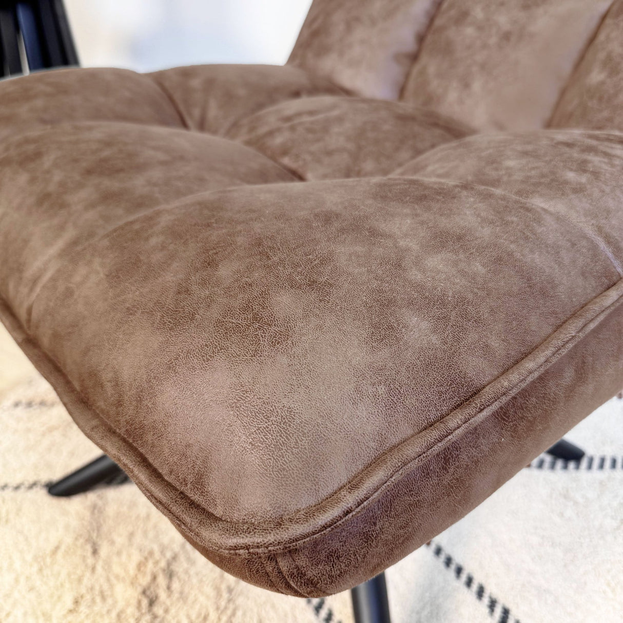 Sillón giratorio Yuki Cognac Eco-cuero 360° Giratorio