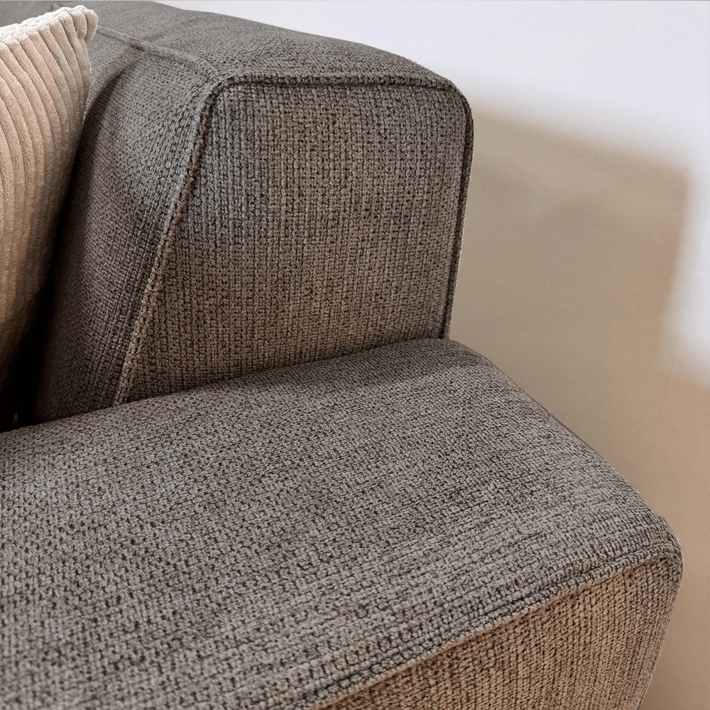 Sofá esquina de chenilla taupe tapizada Ravi – derecha
