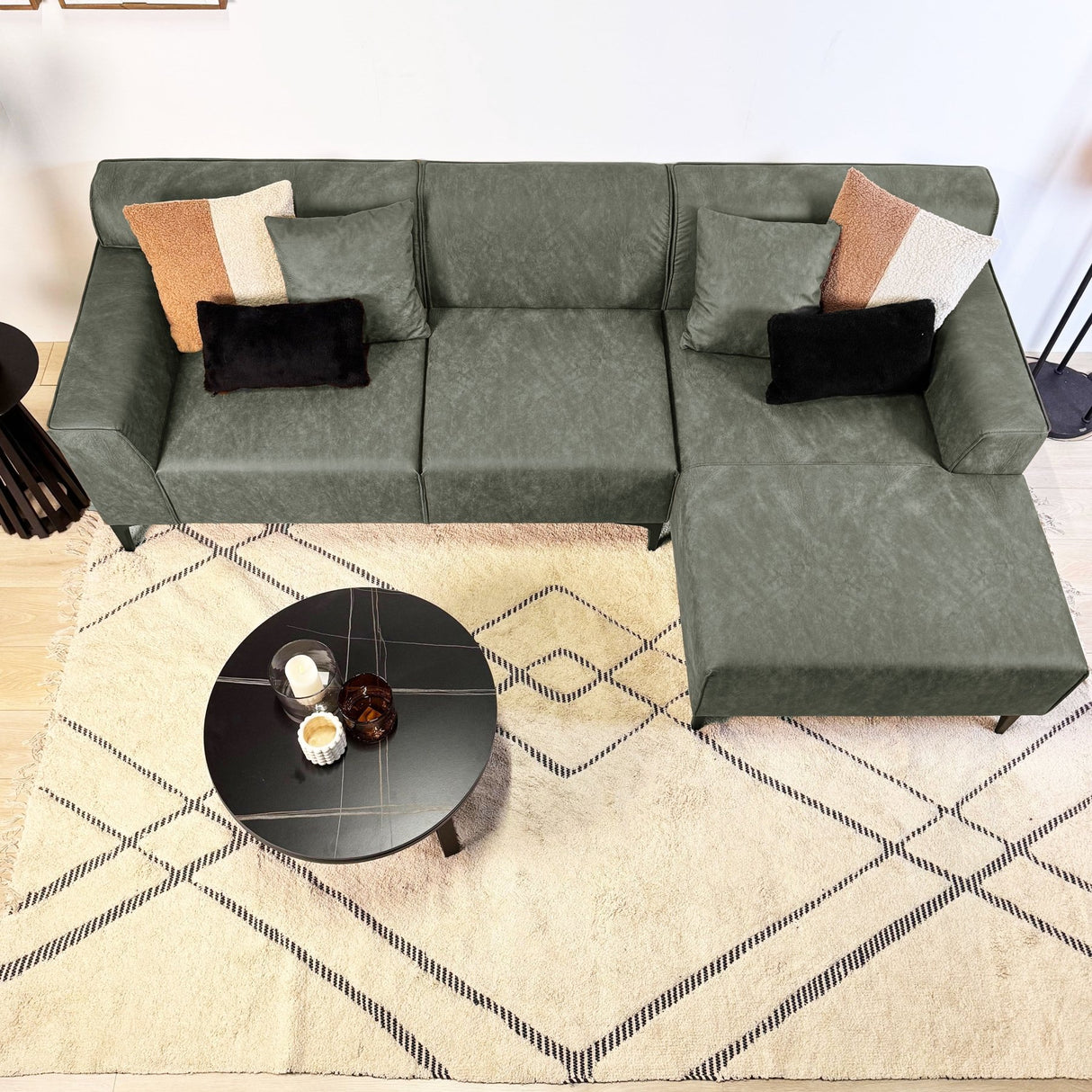 Sofá en esquina con salón compacto de microfibra verde Davidson - derecha