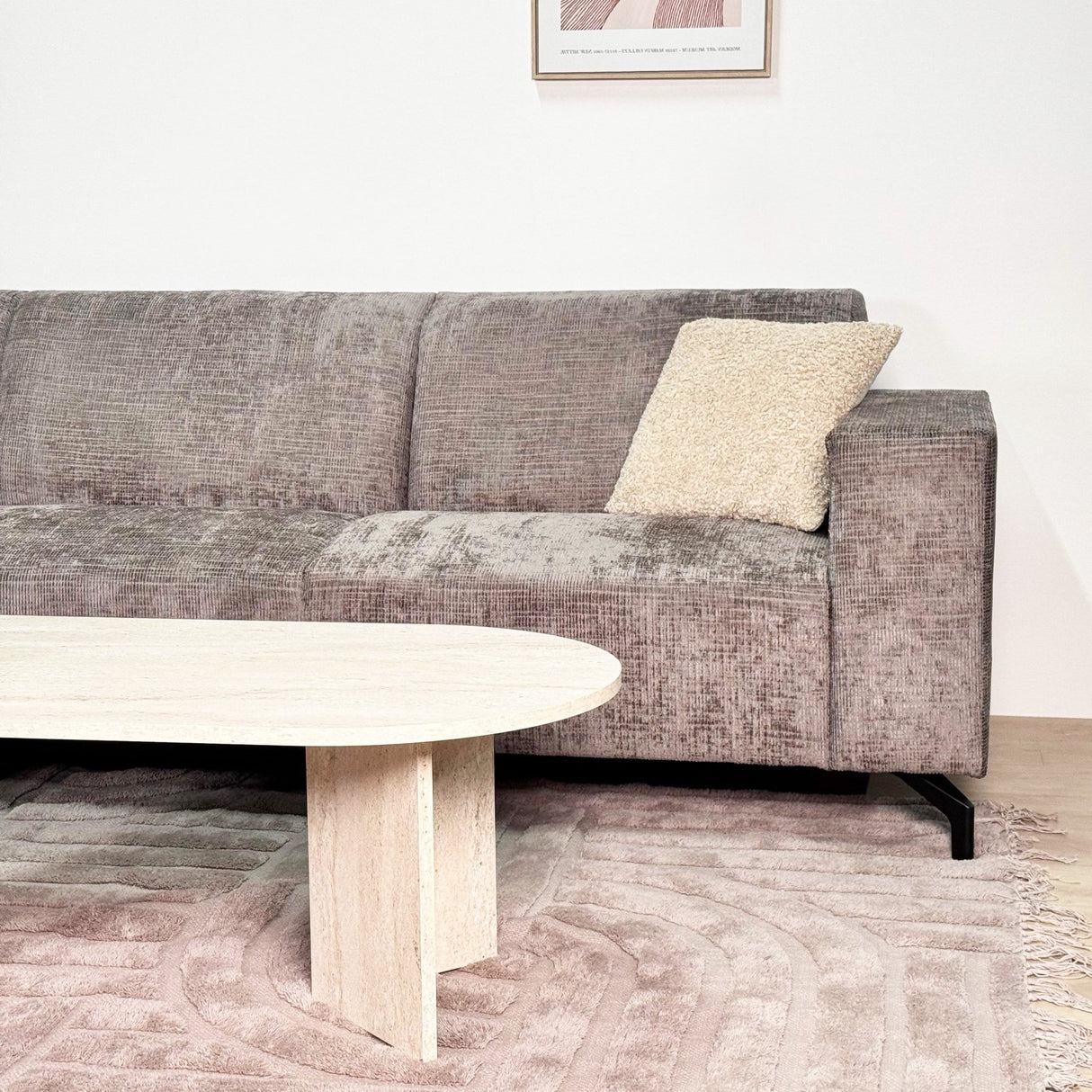 Sofá en esquina con chaise longue de tela de chenilla color topo Manon - izquierda