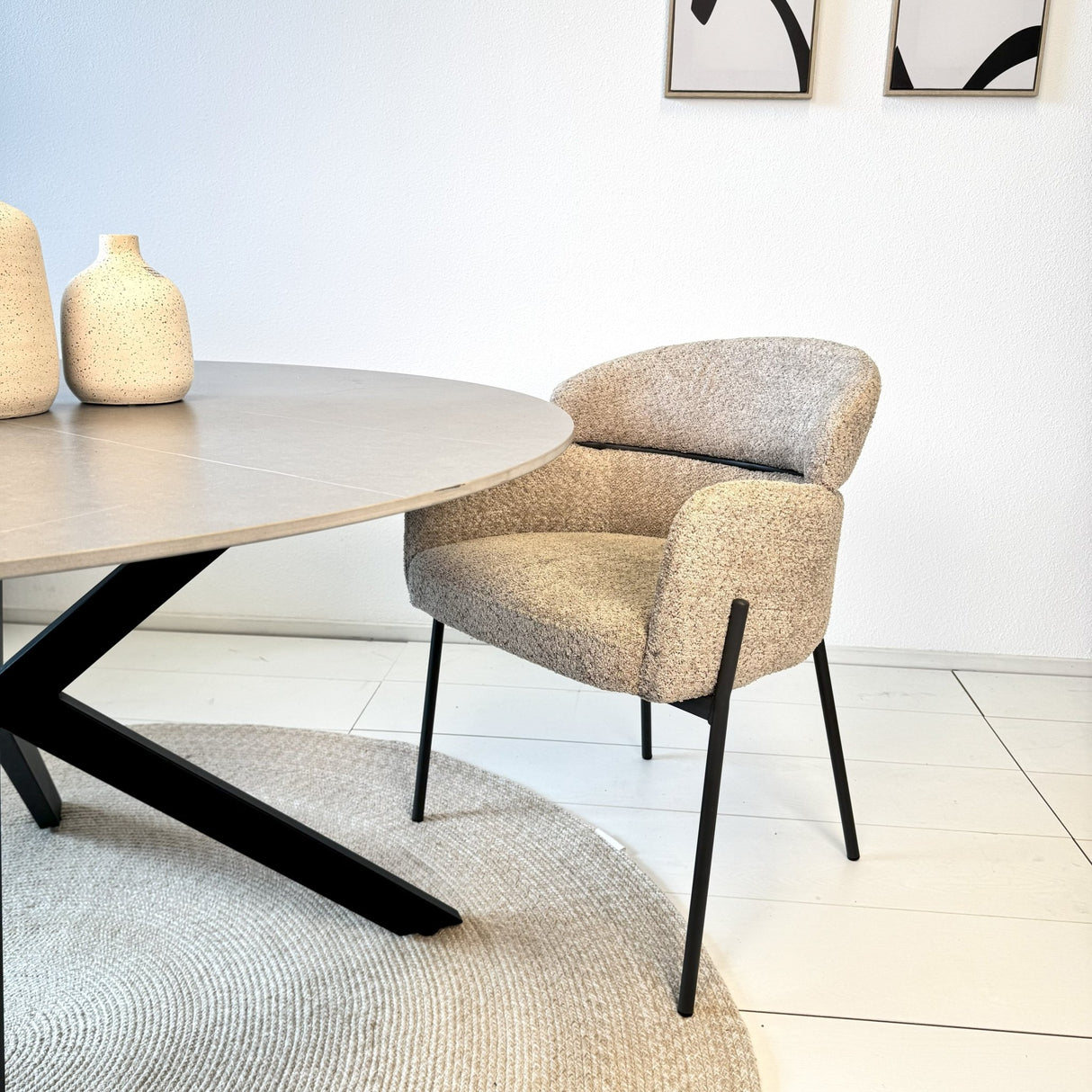Silla de comedor Bouclé Beige - Japandi - formas redondas - Lola