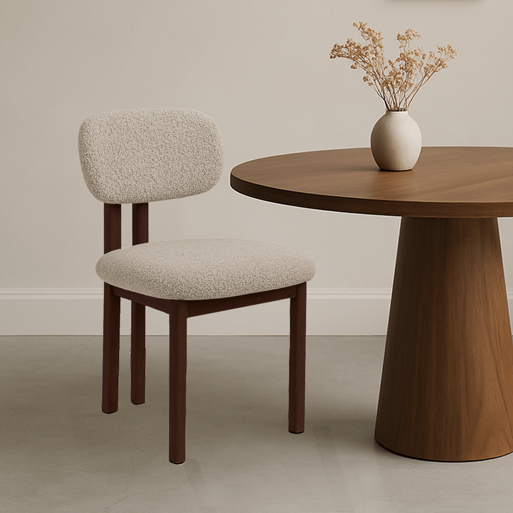 Silla de comedor Japandi Miyo Bouclé color arena - Estructura de aspecto nogal
