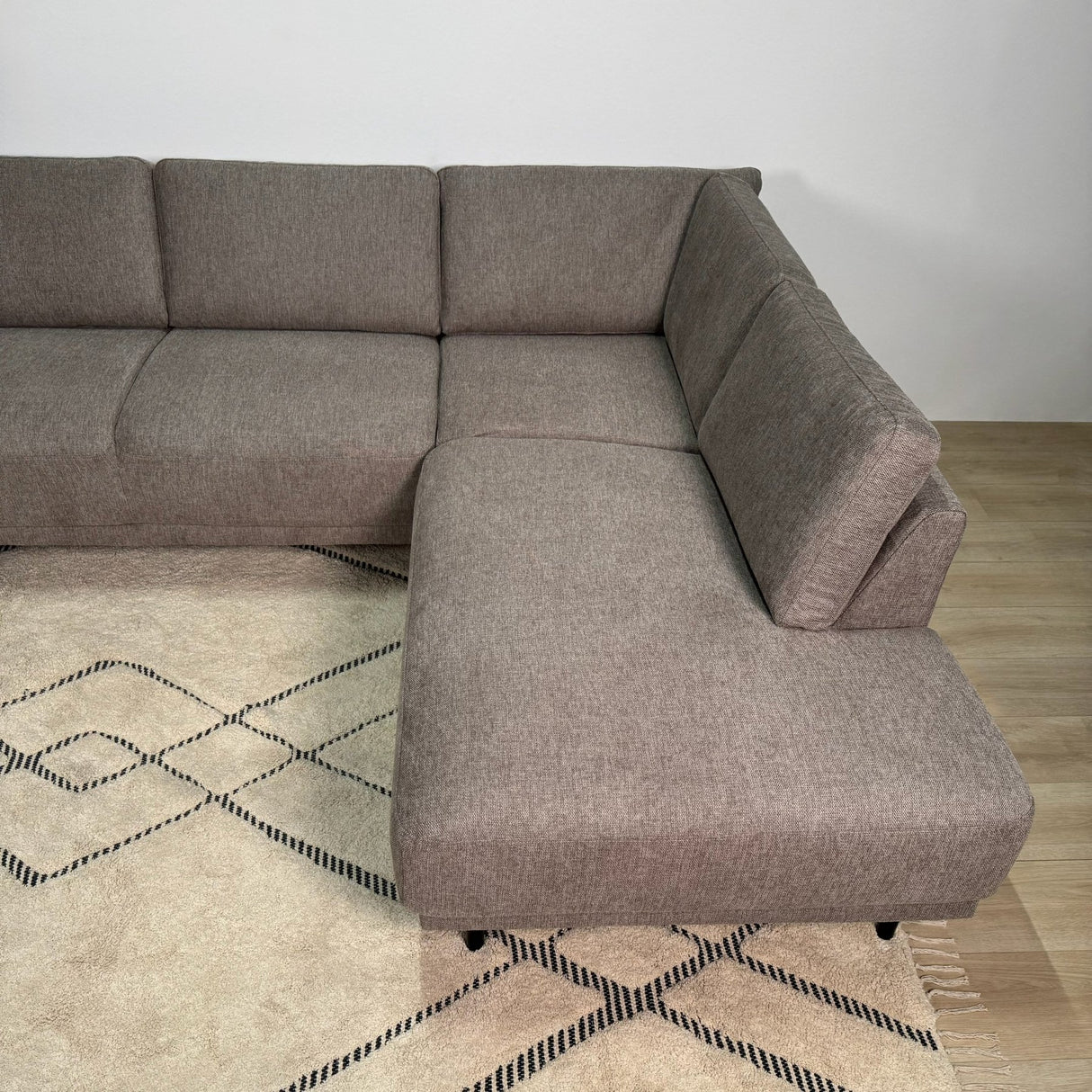 Moderne 3-zits Hoekbank Rechts Taupe Stof Aniko met Lounger 240x197x78 cm