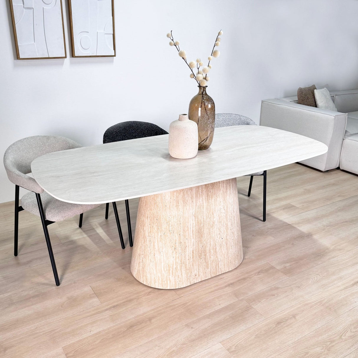 Mesa de comedor de travertino con aspecto de piedra sinterizada Lea 180x90 cm - Ovalada danesa