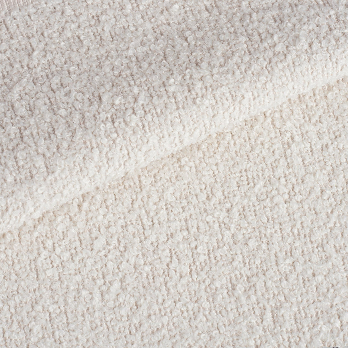 Juego de 4 Sillas de Comedor Escandinavas de Tela Bouclé Crème Swift - Sin Brazos