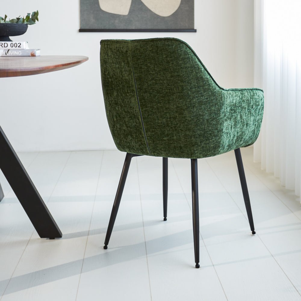 Silla de comedor Sev Dimehouse Vista trasera diagonal Verde L x An x Al 68x62x61 Tela Foto atmosférica