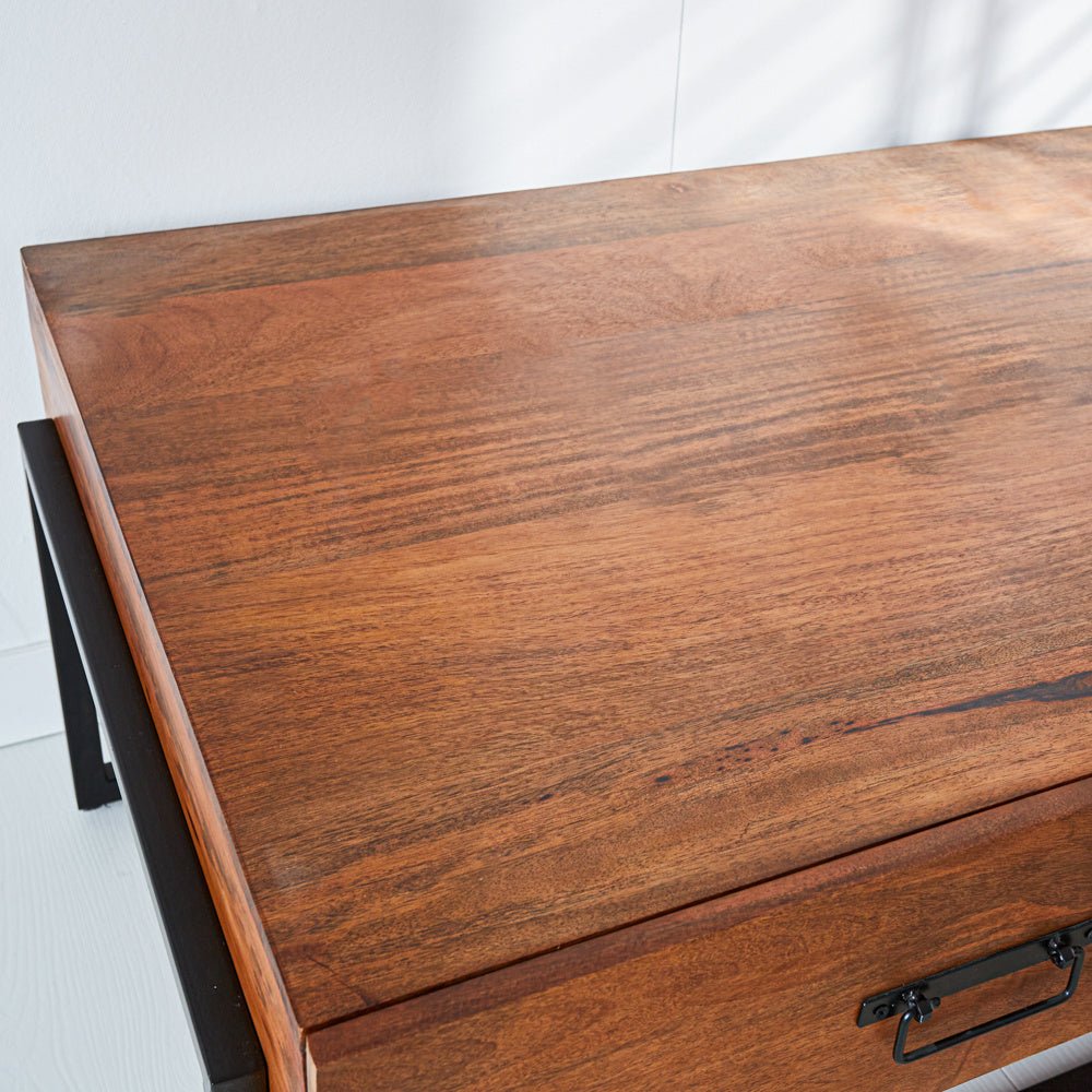 Mueble TV Emma Dimehouse Marrón LxAnxAl 148x82x52 Madera de mango Foto de detalle de la hoja.