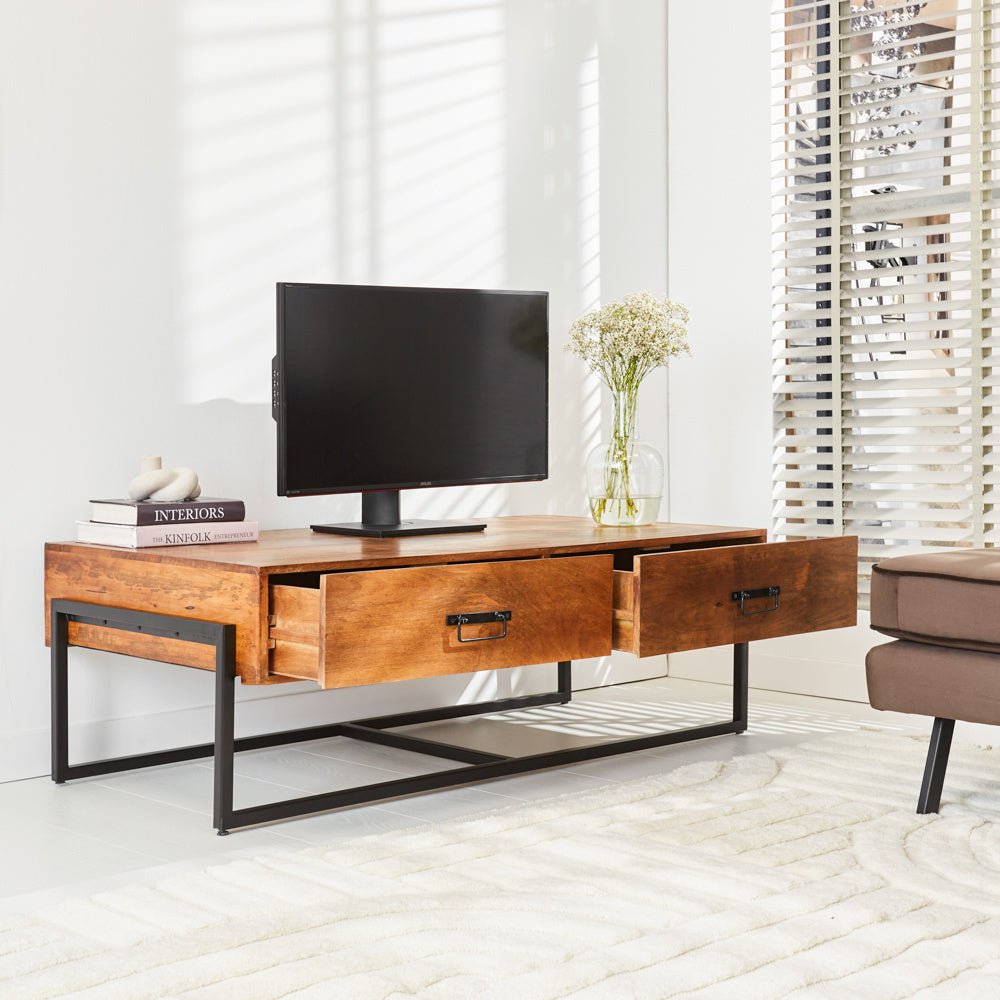 Mueble TV Emma Dimehouse Marrón LxAnxAl 148x82x52 Madera de mango Configuración de esquina de vista frontal oblicua de fotografía atmosférica