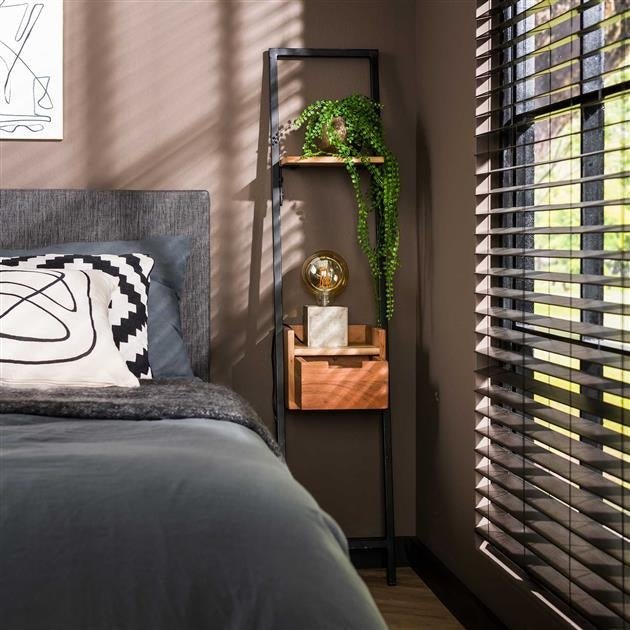 Mesita de noche Vanessa DH Interior Acacia L x An x Al 140x30x25 Madera de acacia Fotografía ambiental, vista frontal