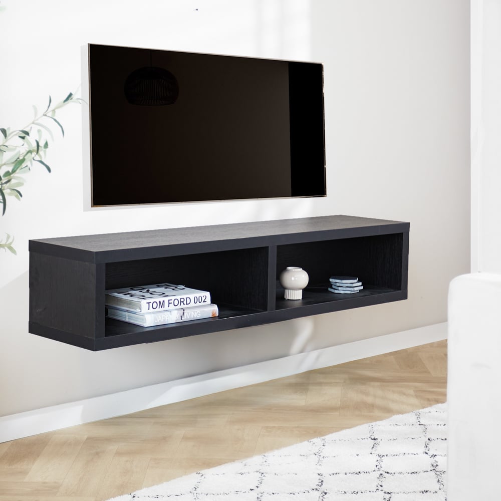 Mueble TV Bernie Negro Dimehouse Vista frontal diagonal melamina negro L x An x Al 146x36x31 Foto atmosférica