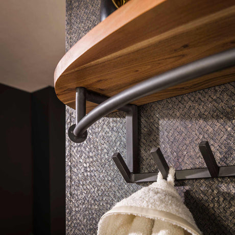 Perchero de pared 8 ganchos River de madera de acacia - Con estante para sombreros 