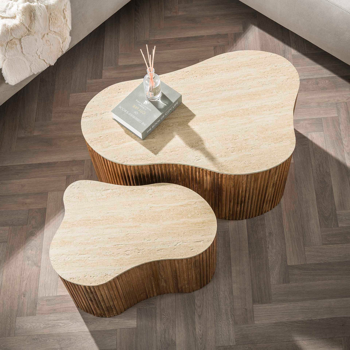 Conjunto de mesas de centro Mango Duo en madera maciza Arena 