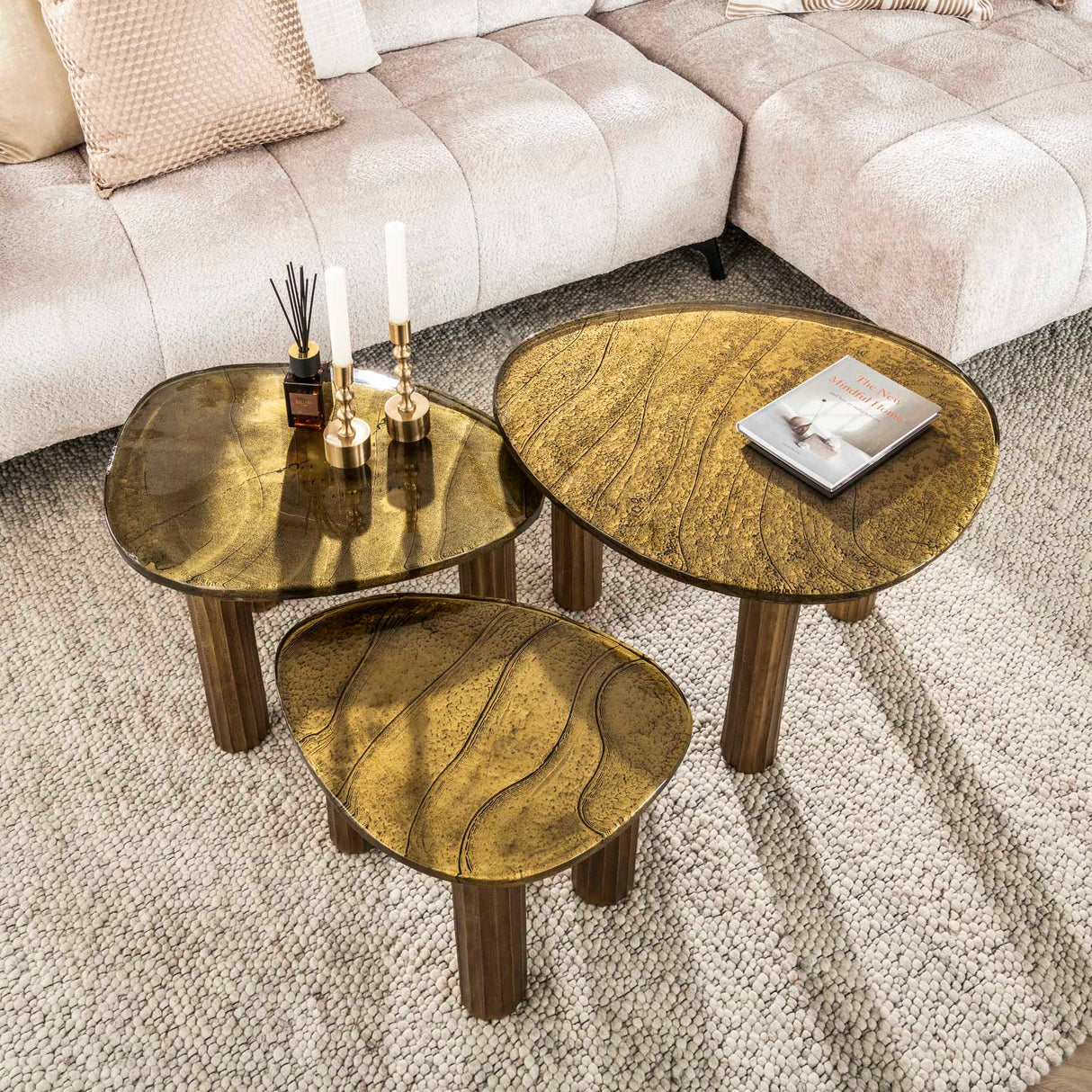 Organische salontafel Aurora L – Antiek goud – 70x59 cm