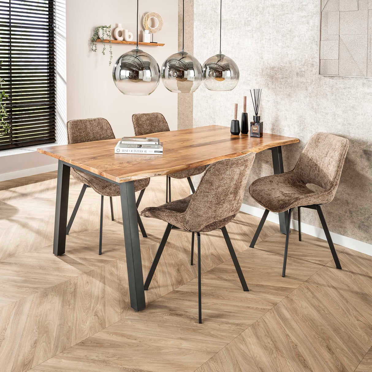 Conjunto de 4 sillas de comedor giratorias Silos chenille marrón 