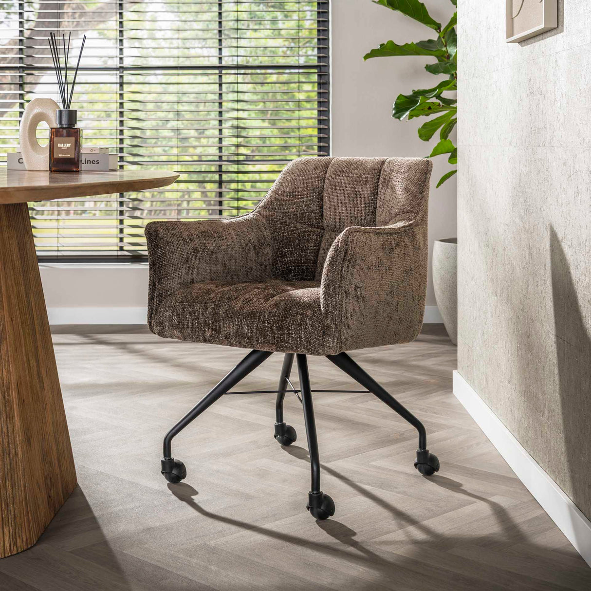 Conjunto de 2 sillas de comedor Richmond taupe de tela con ruedas 