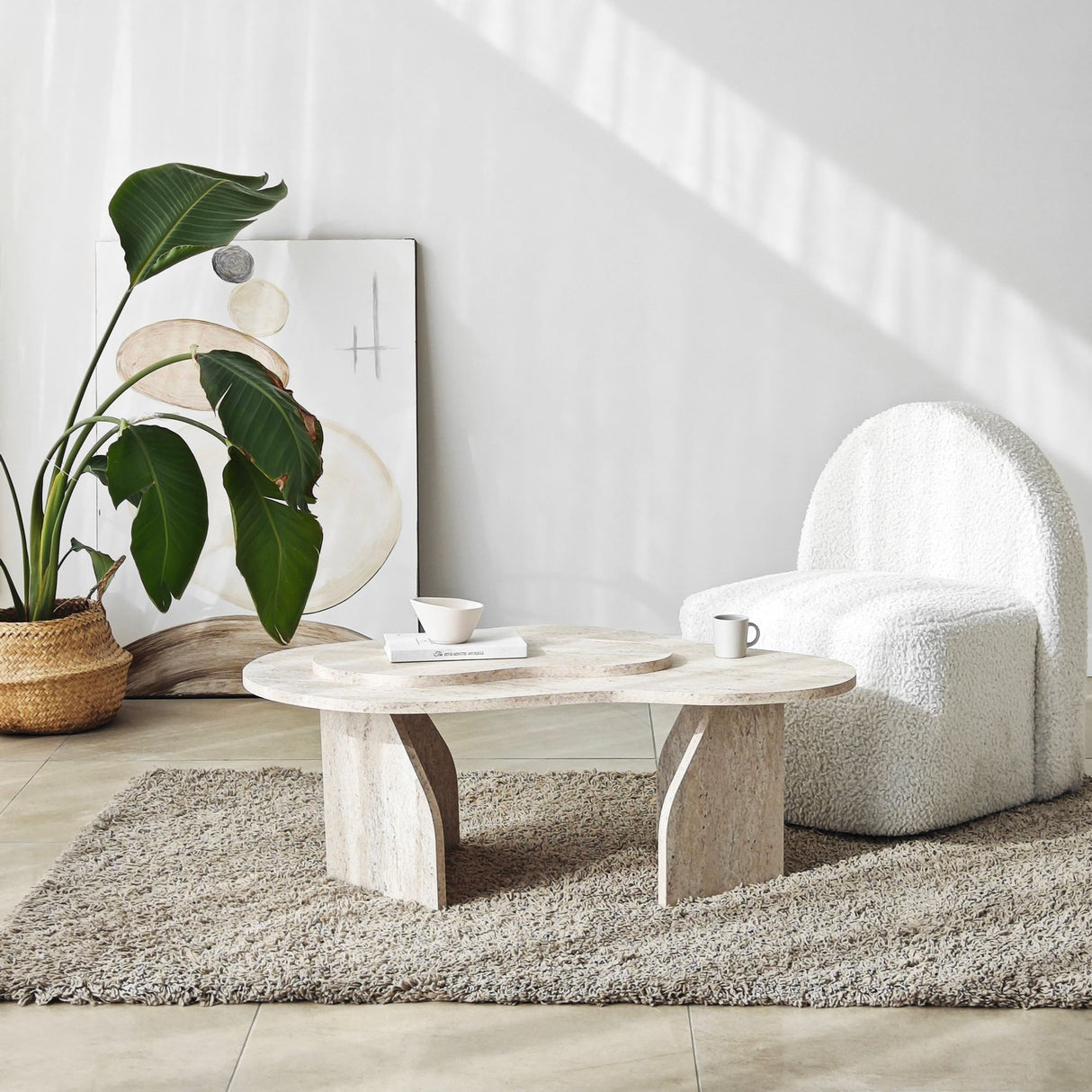 Mesa de salón orgánica de travertino melamina aspecto mármol Melta - 105x65 cm 