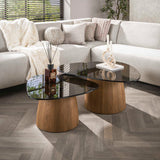 Set de 2 mesas de centro triangulares Marea, bronce y vidrio, 91x71 cm 