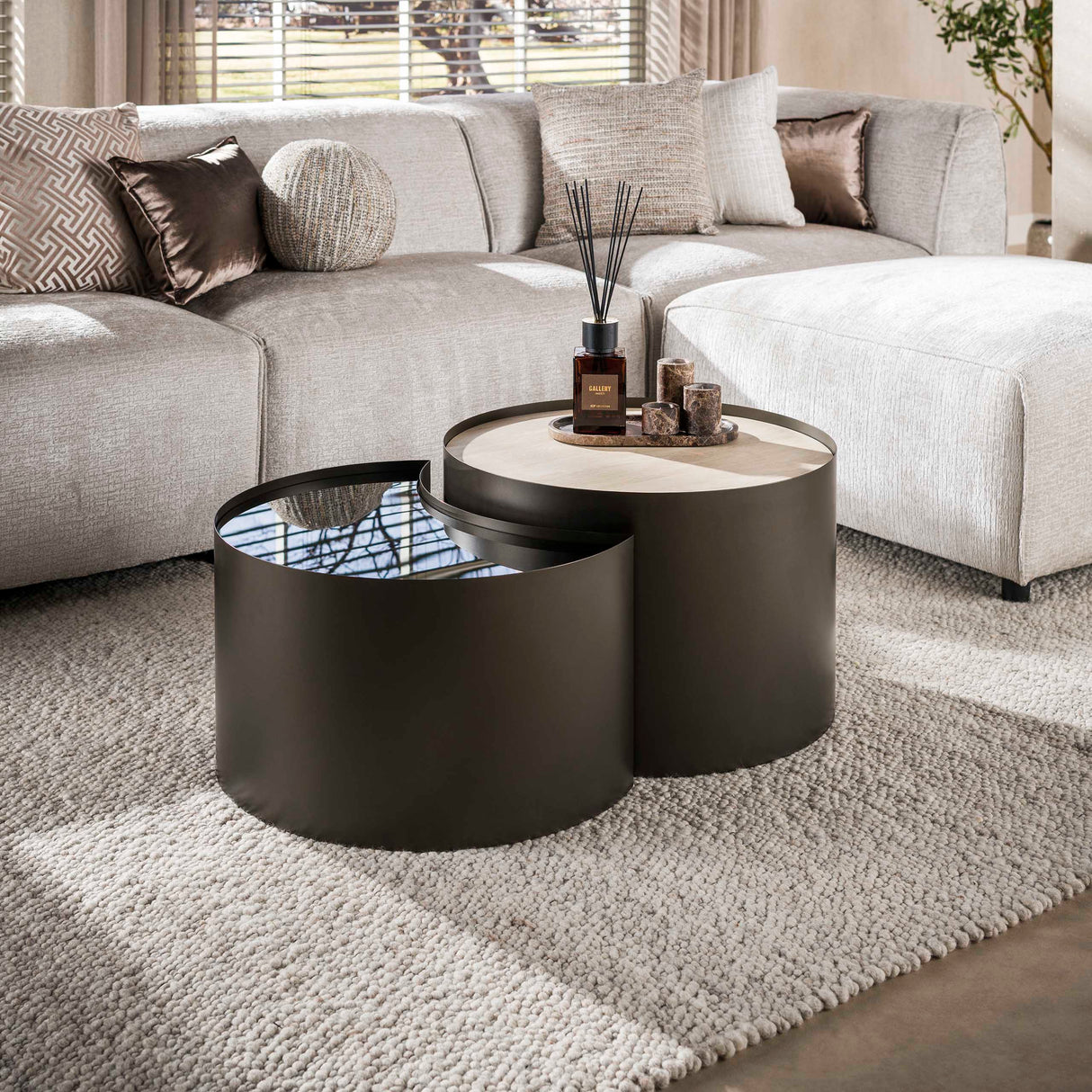 Salontafels - Set van 2 salontafels Moony – metalen frame & keramiek travertin look en glas - Dimehouse
