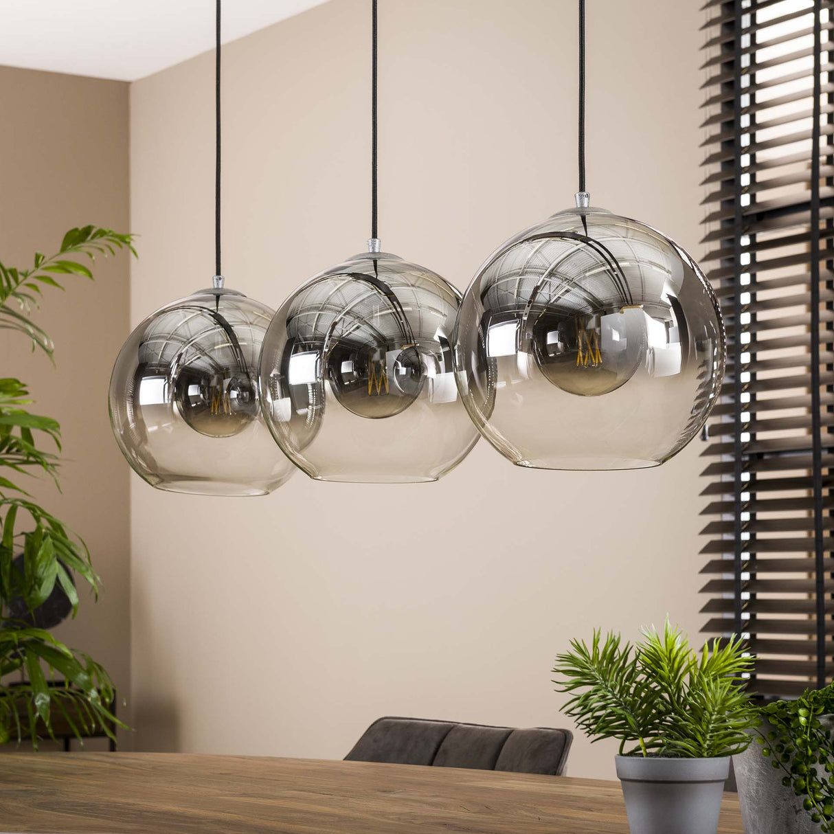 Hanglampen - Glazen hanglamp Juliette 3 - lichts smokey glass - Dimehouse