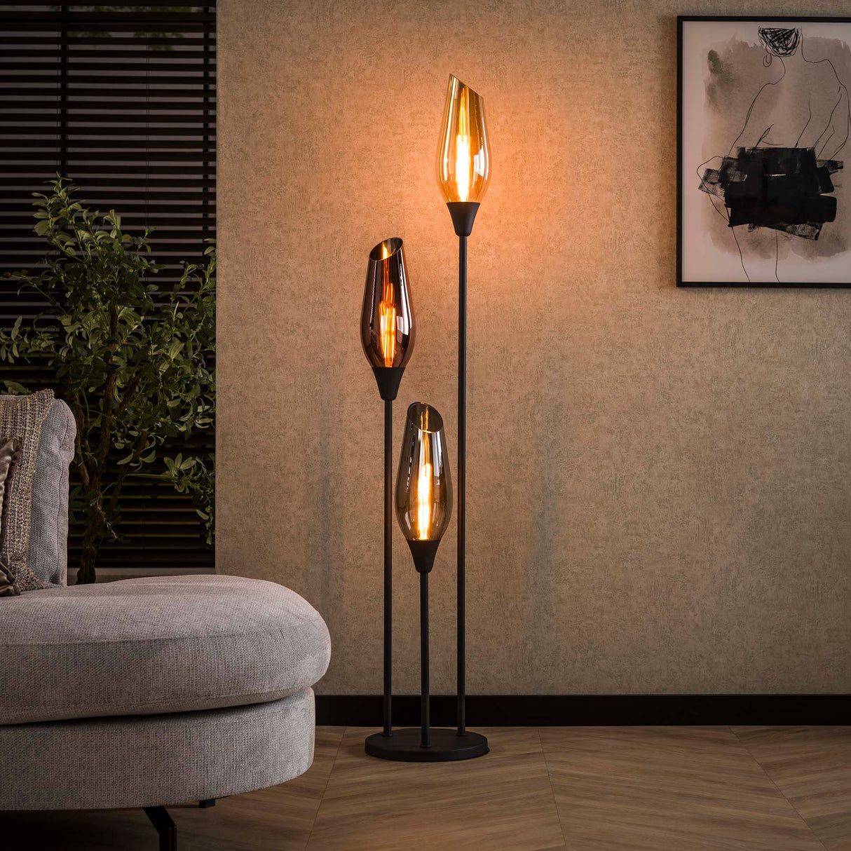 Lámpara de pie Nova de 3 luces negra con bolas de cristal 