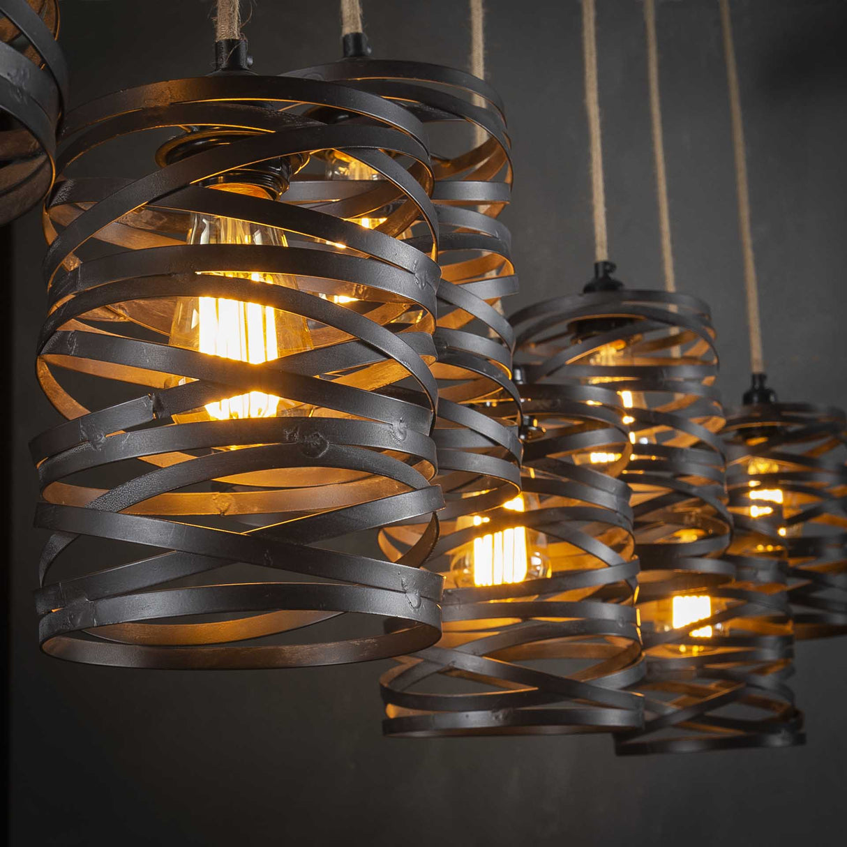 Lámpara de colgación industrial Twist Metal 7 luces