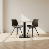 Mesa de bistró Robin cuadrada de melamina roble robson foto atmosférica en un interior moderno