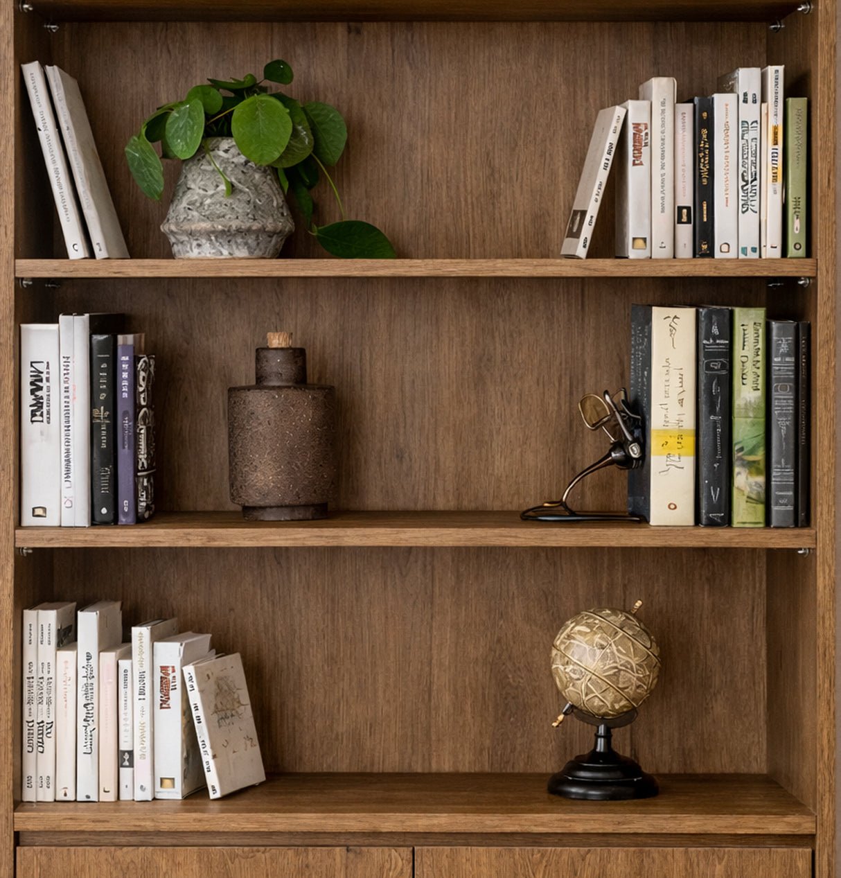 Boekenkasten - Boekenkast walnoot melamine Rea 80x182x36 cm - Dimehouse