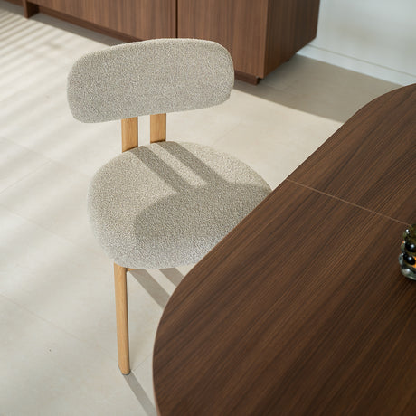Eetkamerstoelen-Japandi Eetkamerstoel Miyo Bouclé Zandkleur - Eikenlook Frame-Dimehouse