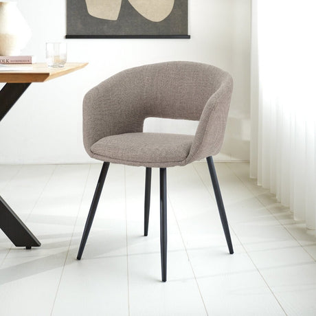 Juego de 4 Sillas de Comedor Escandinavas Don Taupe Tela en Forma de Tazón - Con Reposabrazos 