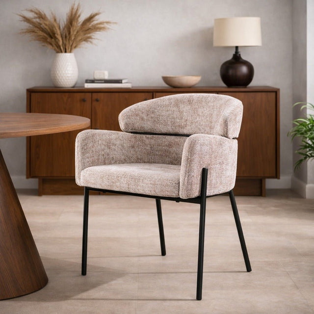 Eetkamerstoelen - Eetkamerstoel Chenille Zand met ronde rug en arm - Lola - Dimehouse